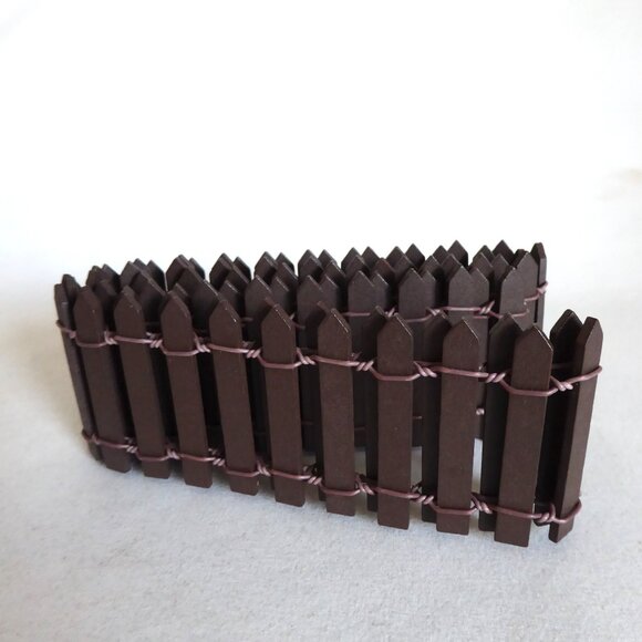 NEW FAIRY GARDEN VILLAGE MINIATURE WOOD FENCE BIRD BATH BICYCLE LOT - Picture 2 of 11